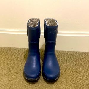 LL Bean Wellies, size 7, medium height, navy blue